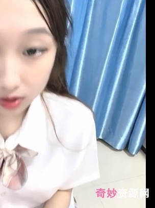 火辣性感:小妲己女主播李溪研的经典视频合集