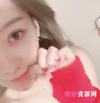 网红美女{{网红名字}}:可遇不可求,百里挑一,超级白皙、粉嫩、柰头,资源4V90M,七彩女神!