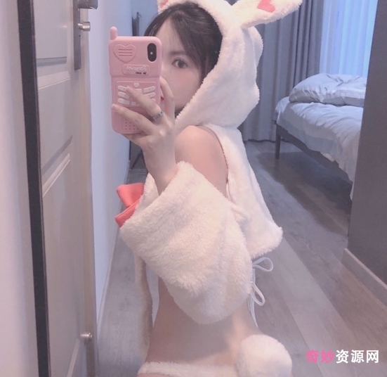 清新美女KilledHypocrisy私人定制合集:梦中仙女的美丽,从心灵发出的真正美。