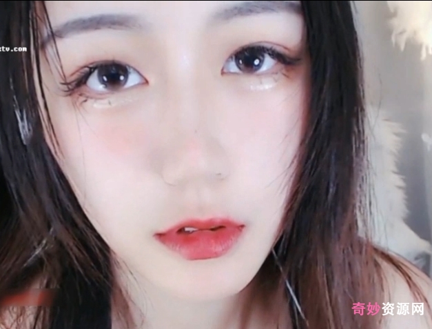 斗鱼女神浮力姬小琪软糖:A失眠R18R的视觉与听觉G潮定制版