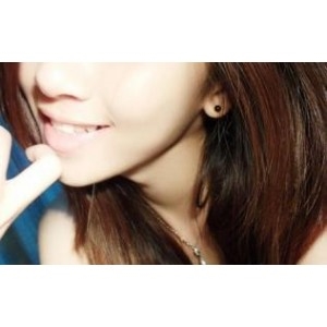 网红雯妹不听话资源合集：FL姬颜值绝版佳作，礼物丝带扉烟旗袍卡萨，1.7G视频集锦！