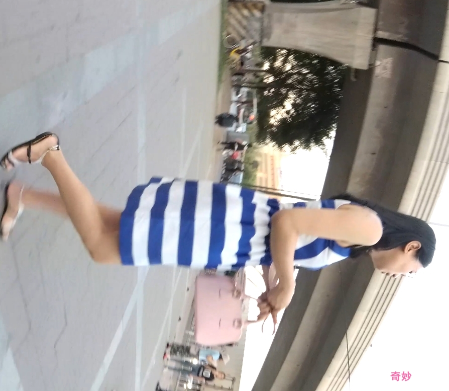 城市美女街拍CD系列:小明的21.7G机场地铁视频收藏