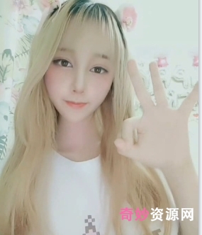 奶思:网红女神作品合集,382MB视频照片全收录