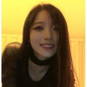 十月最新推特热门自拍：陈静莹棒棒糖露脸图集[173V3.7G]