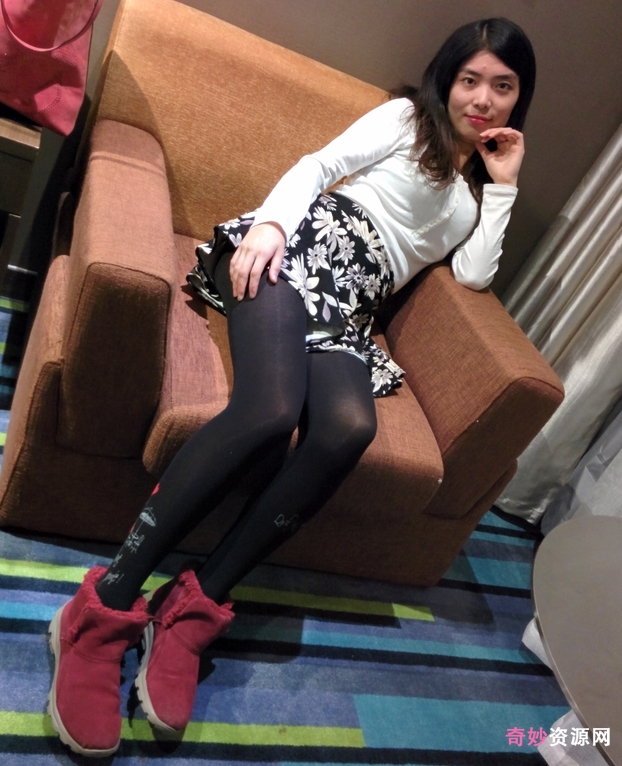 转载搬运百度盘若伊2014.11.09最新合集15三人游1V591M，精彩三人互动