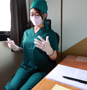转载快手性感女医生Ellie最新合集1V662M,台湾清华外文系私拍