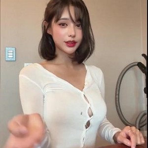 韩国bj徐婉甜美完整版合集15V704M，真实自拍扭扭舞