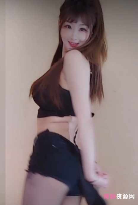 转载快手热舞合集牛小蘑菇最新4月10V1.8G，精彩无水印视频