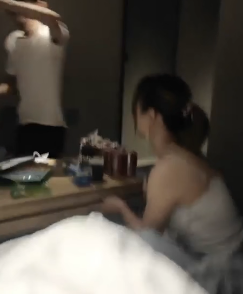 搞笑搬运主播群聊最新合集1V2.29G，广西口音猜拳脱衣欢乐视频