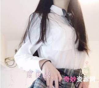 皮皮娘新年定制luolita双马尾合集12V20G，包含泳池室外等佳作