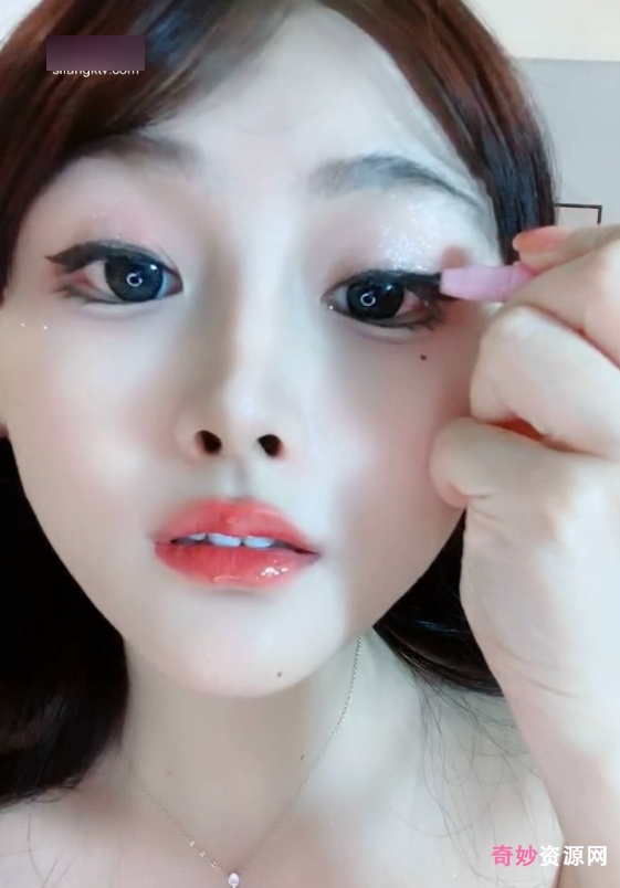 小优蜜桃电报合集25G22v某果曲奇流汁版