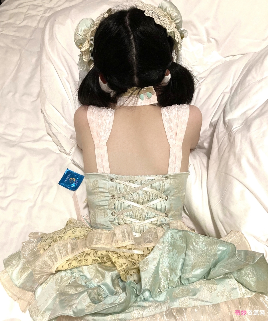 推特猫屋少女超诱人会员视频合集8部6.8G