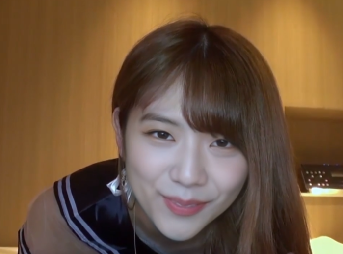 AI同仁堂金智秀JK服装中途退出1部500m宅男狂喜