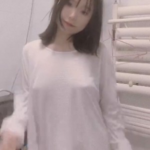 周周乖崽快手少女日常22V童颜大罩杯125MB珍藏版