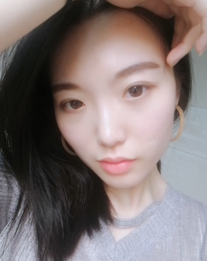 闵儿露脸视频2部1.64G泄露版劲爆