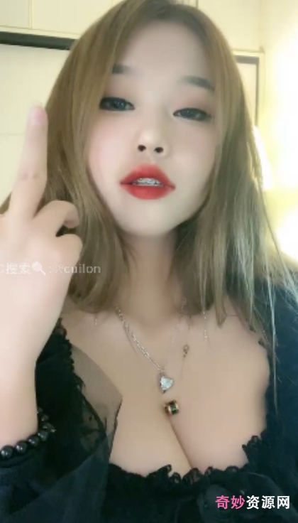 套路直播白桃绝密珍藏1V1.2G蜜桃成熟时