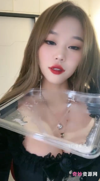 套路直播白桃绝密珍藏1V1.2G蜜桃成熟时