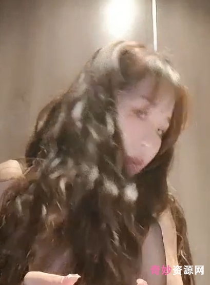 推特厕所战神小性感133部50G太顶了