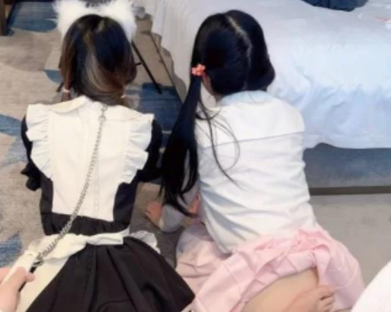 ohikk白丝诱惑外站合集580m太诱人