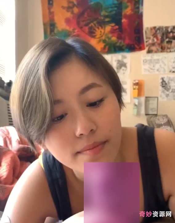 raisinslut亚裔女神怼脸特写1.53GS曲线太撩人