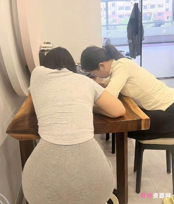 网传姐控视频合集4V1.2G超甜互动