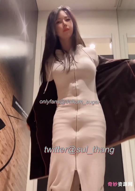 OnlyFanssugar伪娘1部500mb优质美臀