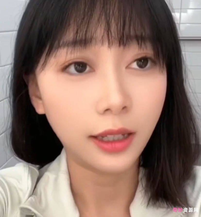 黑猫露娜大四学生妹私拍合集1346部21G丰满诱人