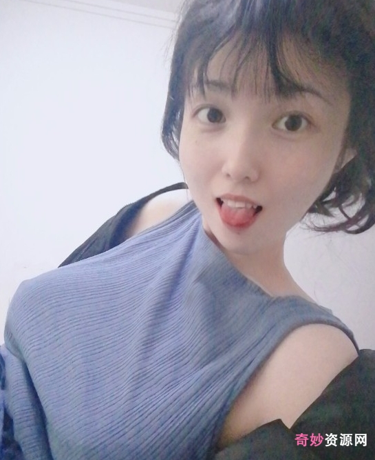 推特小EEricaHand优质自拍11.45G