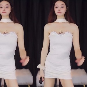 7V热舞周诗淇虎牙2.45G湿身珍藏