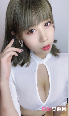 奈汐酱Nice辣妹19套3.3G御姐合集高颜值让人顶不住