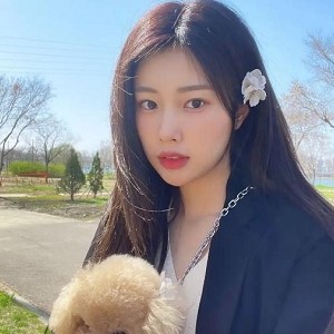 阿朱OnlyFans网吧JK黑丝撩拨1V547M娇媚撩心