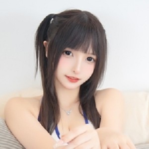 微博神楽坂真冬骆驼乐园绝美身材套图75P180M