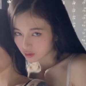 飘飘辰辰双人游戏超猛私拍168P+1V368M嫩女神比拼